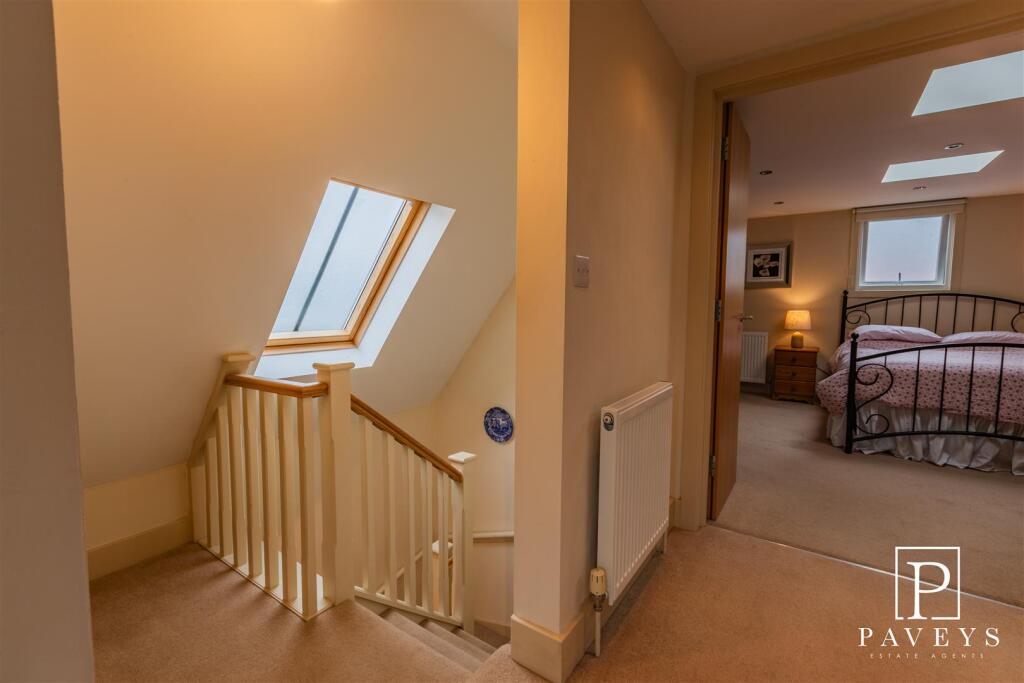 SECOND FLOOR LANDING