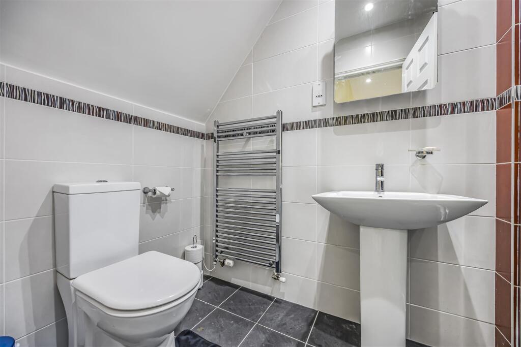 2 Clarendon Close, Denmead-PorticoMarketing-O'Hara