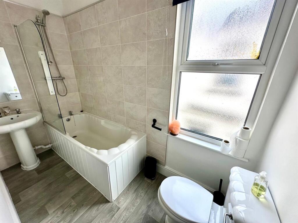 PHOTO-2025-10-02-16-09-02 9.jpg