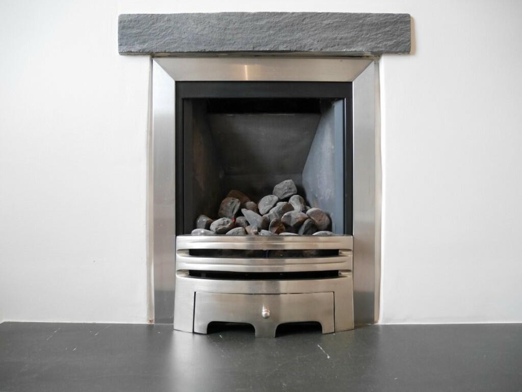 Fireplace in Loun...