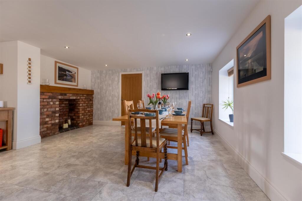 Lower Hall Farm-017.jpg