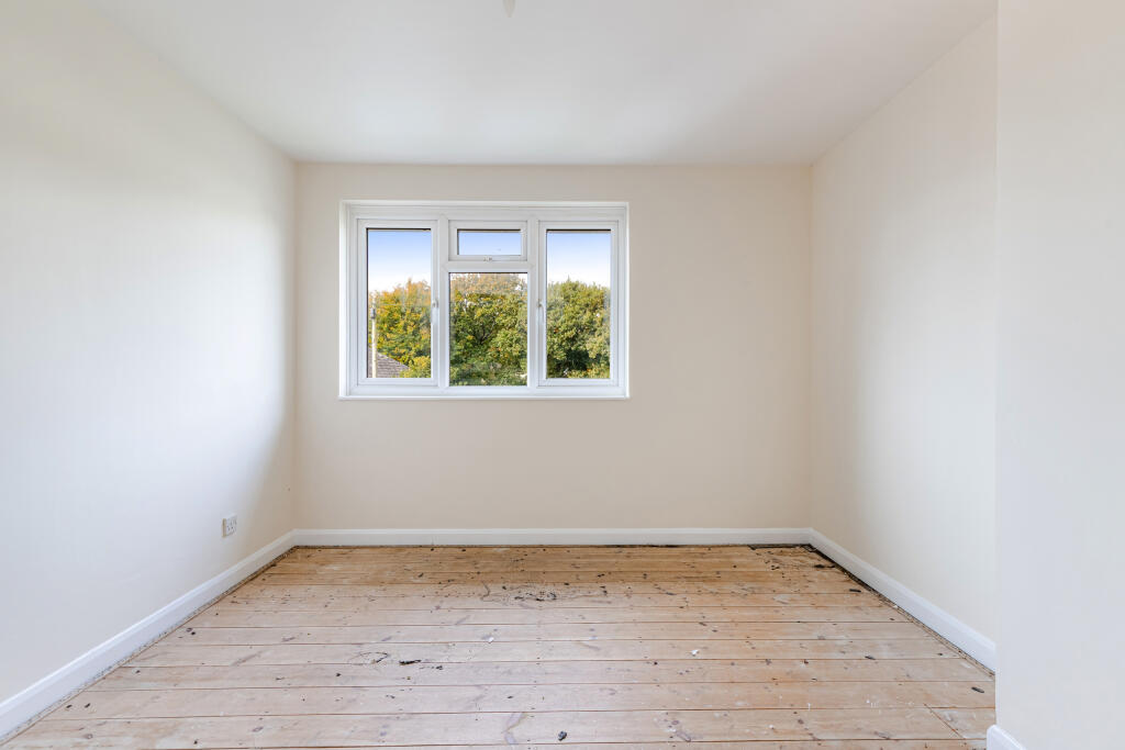 A19 - 3 Orchard View, Frogmore - 251014