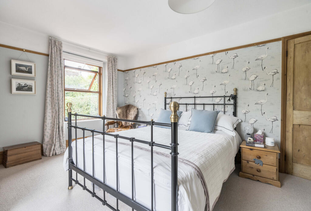 1342530-2-68a3803...