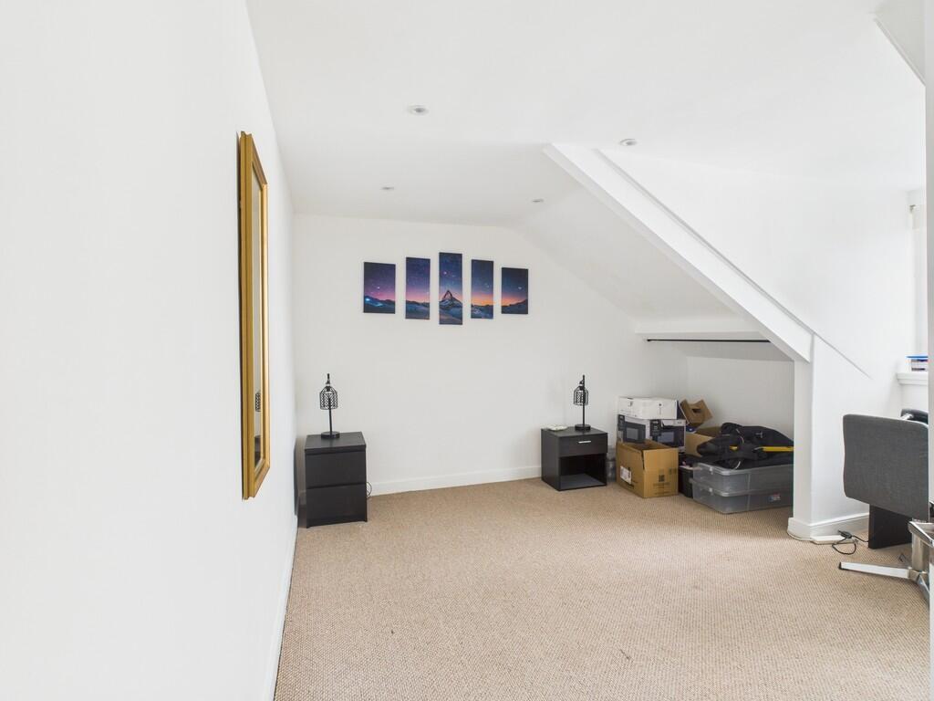 CAM02089G0-PR0559...