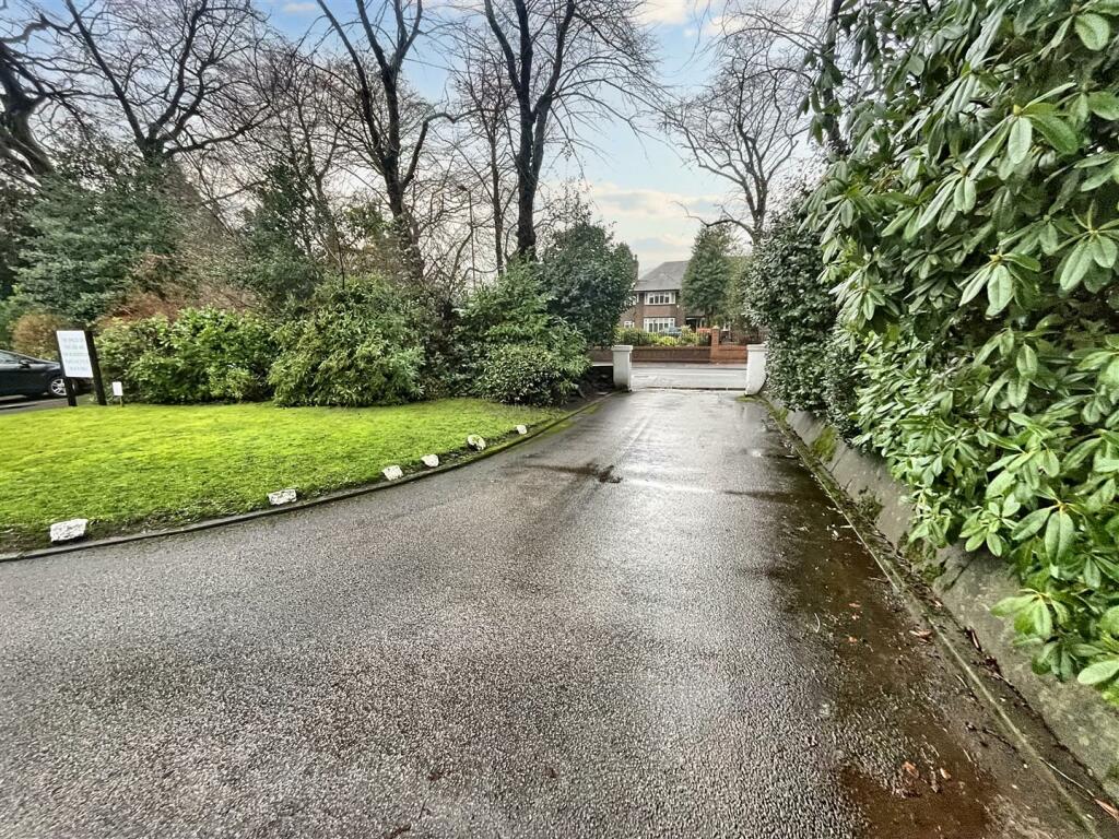 Driveway Aspect 2
