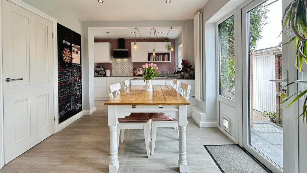 50755fbc--4CC3-B3AD-AC87102BFAD3-15878-0000057883D