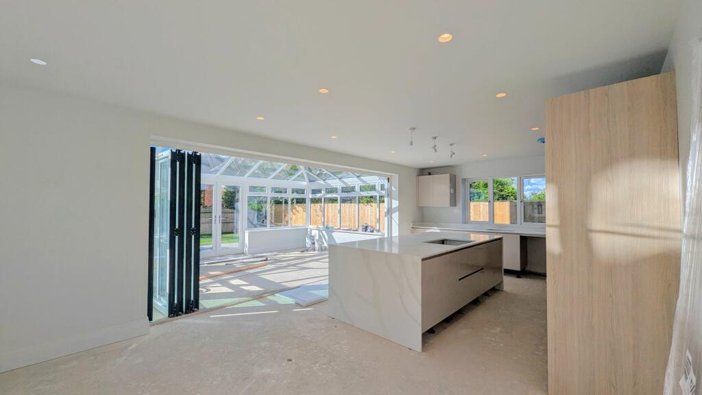 Kitchen/Dining Room