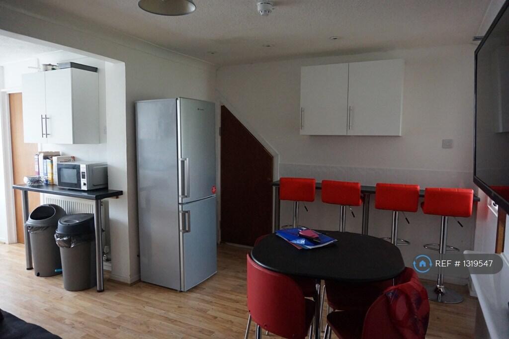 Kitchen/Lounge