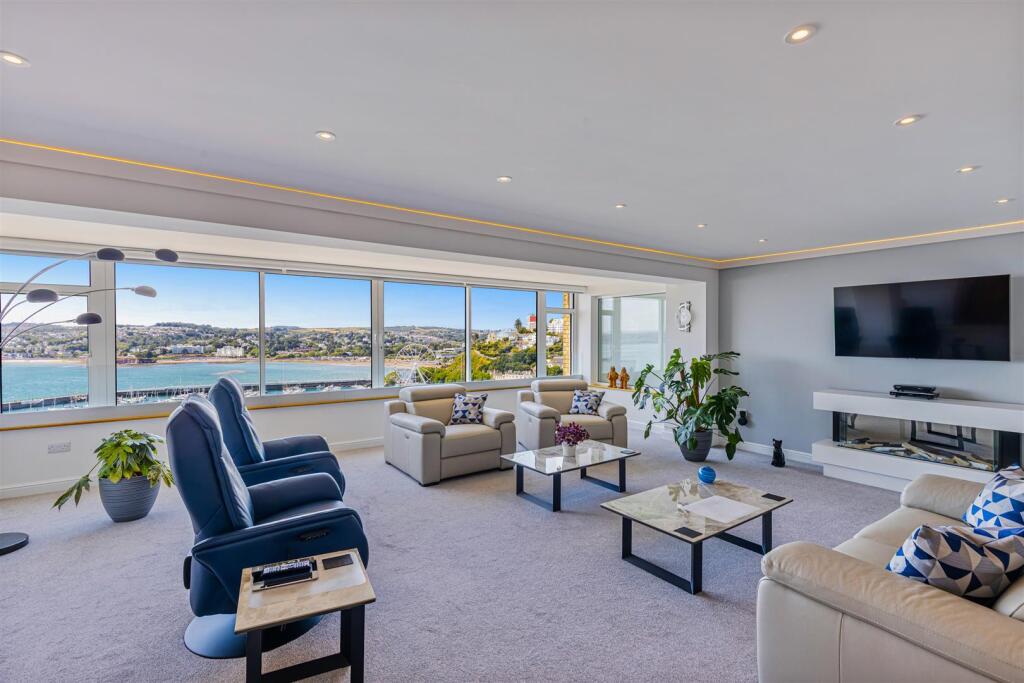 A07 - B5 Shirley Towers Vane Hill Road - 250714.jp