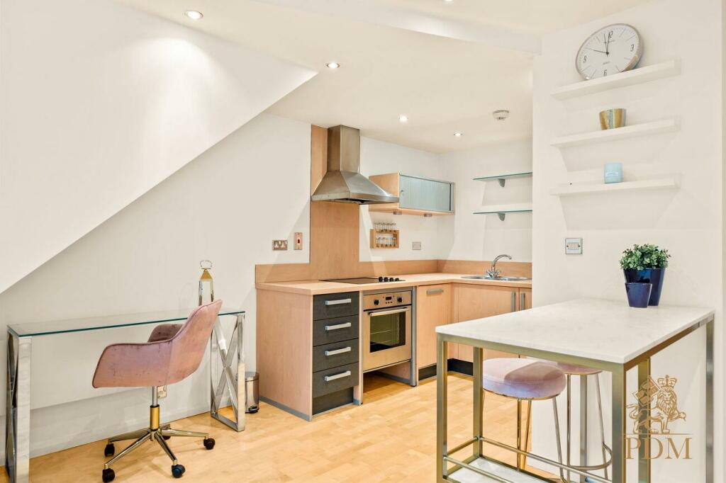 PDM Estates - 33 Adams Walk Fletcher Gate