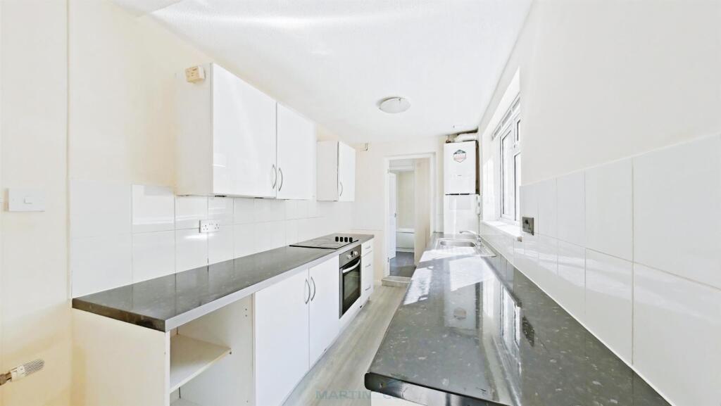 e75d1c8e-Kitchen 20 282 29.jpg