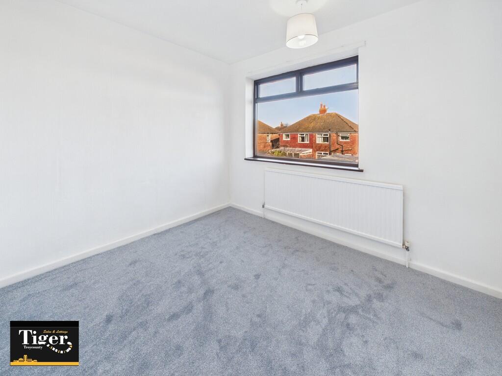 CAM02176G0-PR0761...