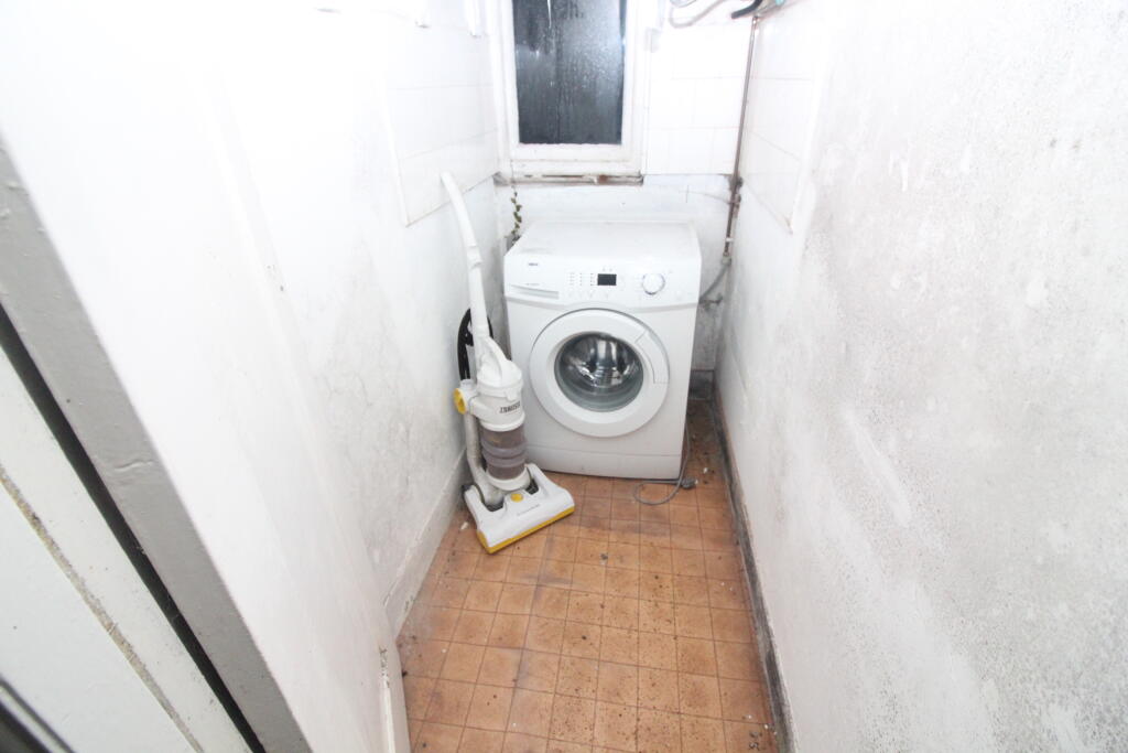 Utility Room T202512031641.jpg