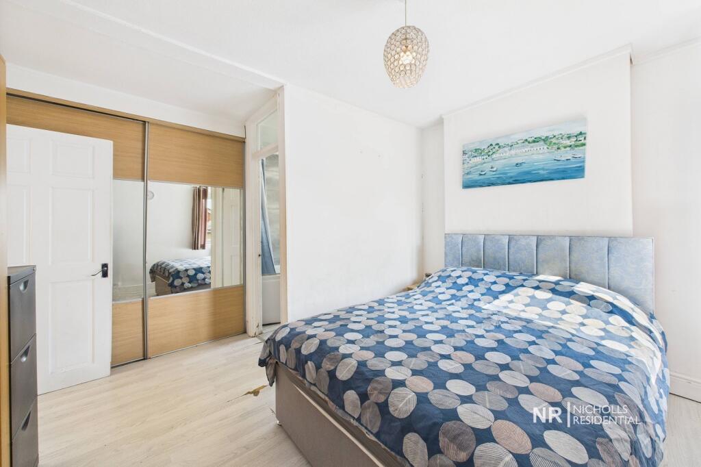 Bedroom Extra Photo 1