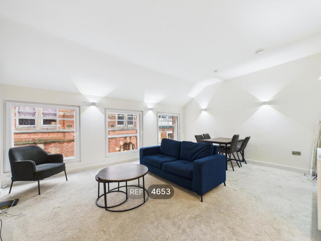 Kitchen / Living area
