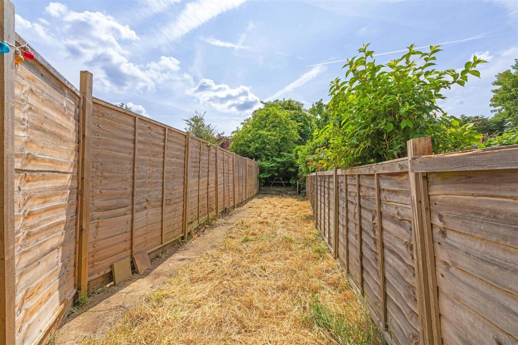 37 Tremaine Road-10.JPG