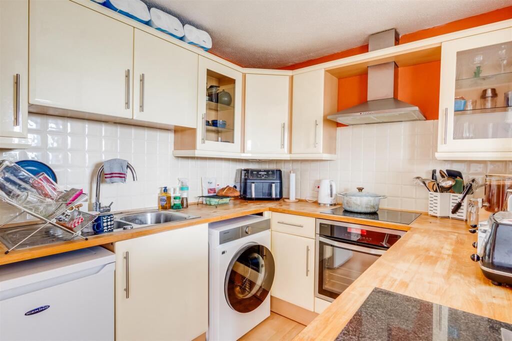 13 Foye House-Leigh Woods-BS8 3PE -24.jpg