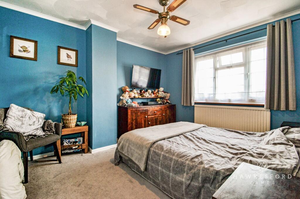 Staple Close, Sittingbourne - Bedroom 1