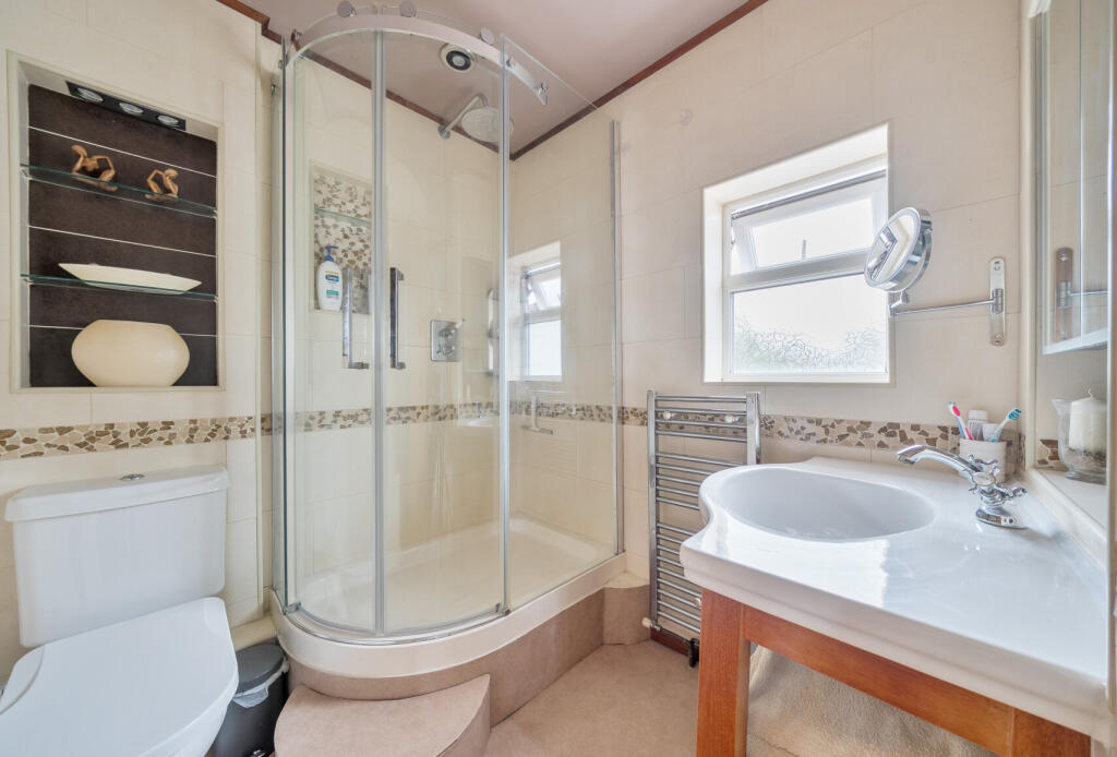 1332062-8-688aa1a...