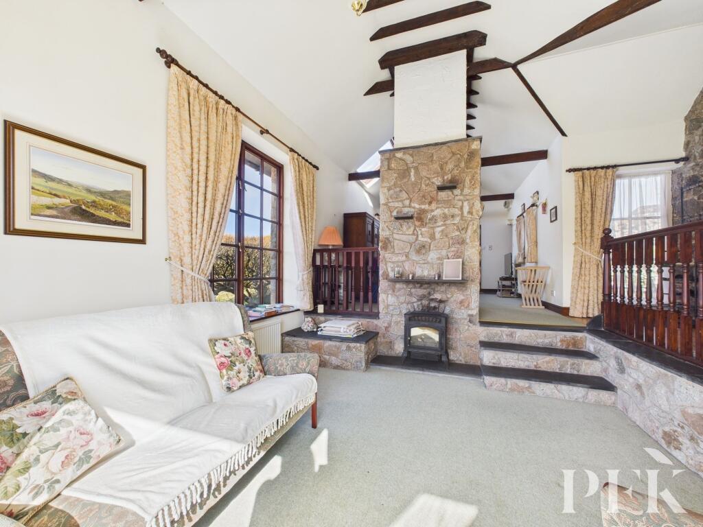 Reception Room/Snug