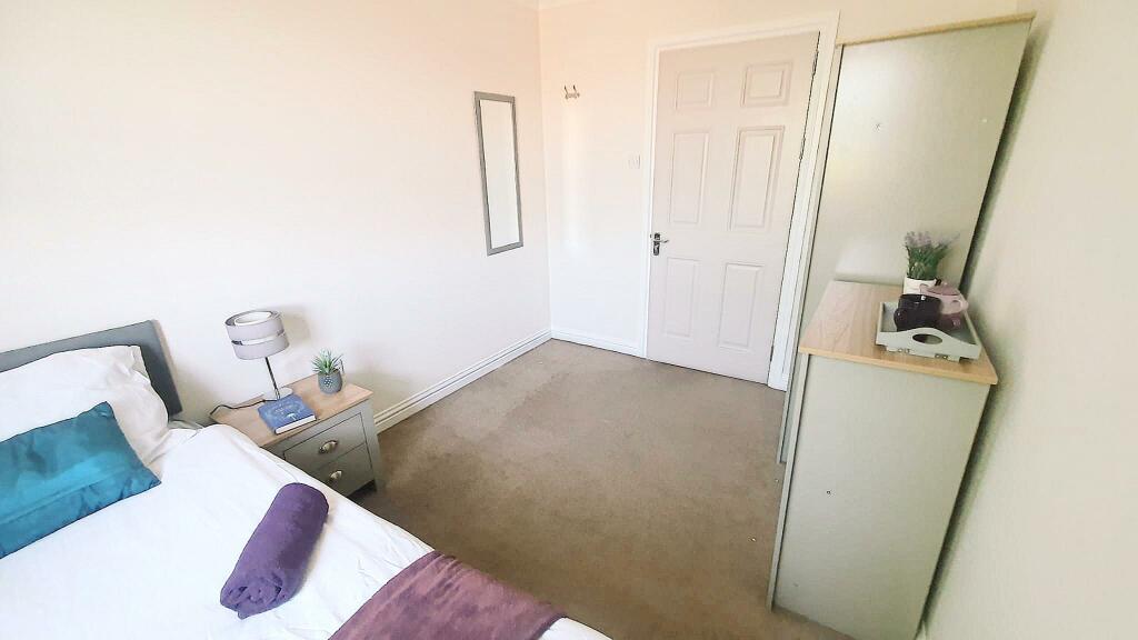 Room 6 - 3