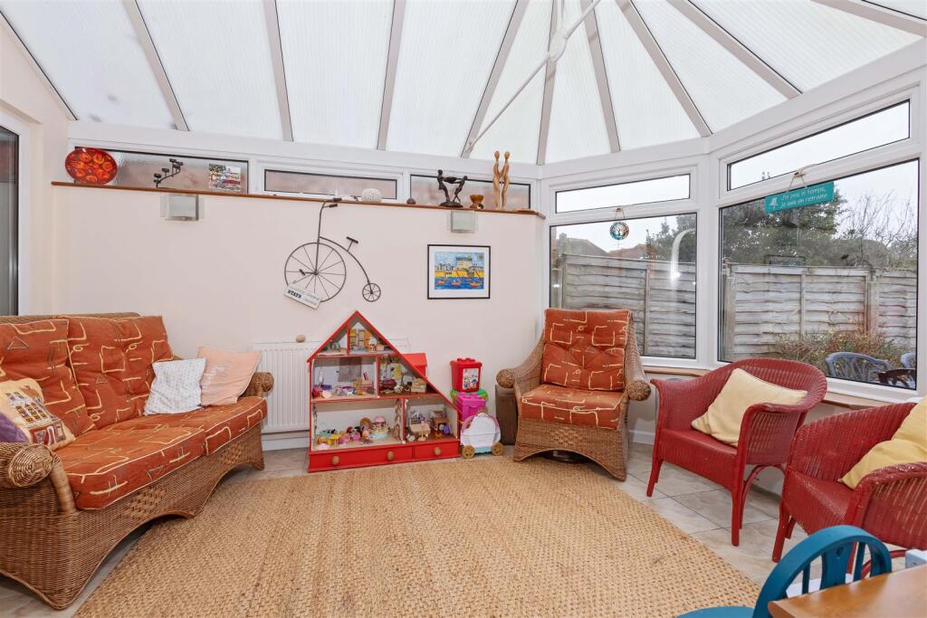 Parkfield Rd_19.jpg