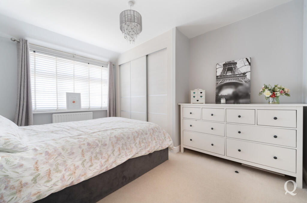 e4eed4fe-c2a0-469...