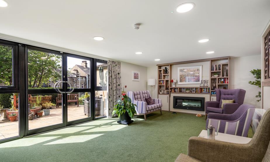 050722-threadneedle-court-communal-space-2.jpg