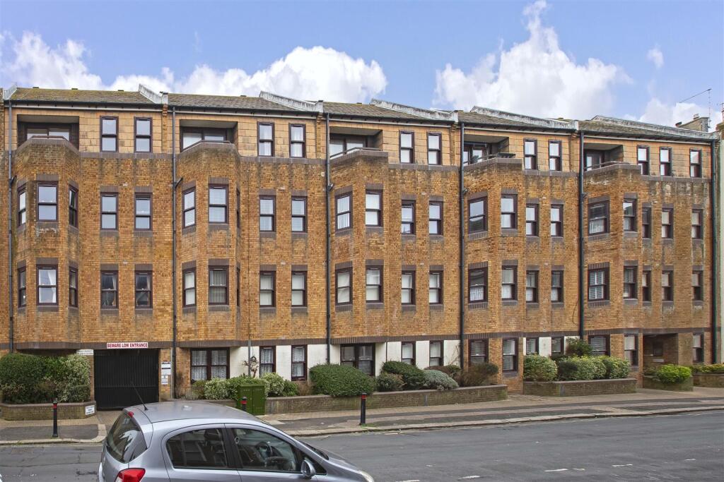 Western Place, Worthing