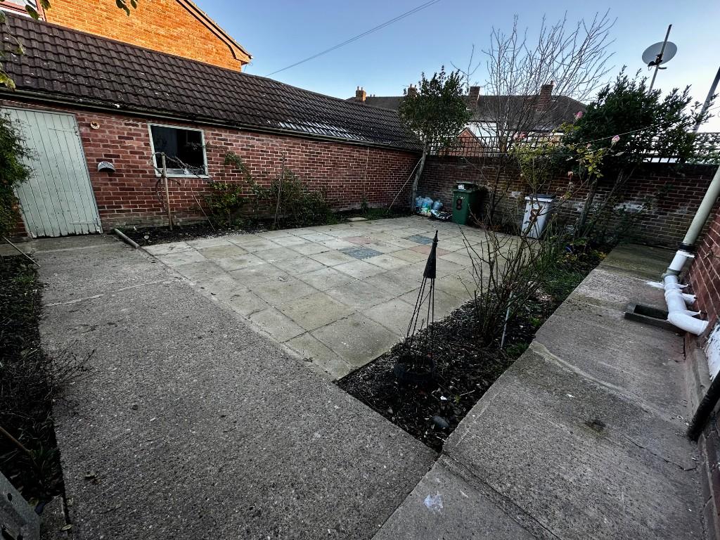 Rear Courtyard