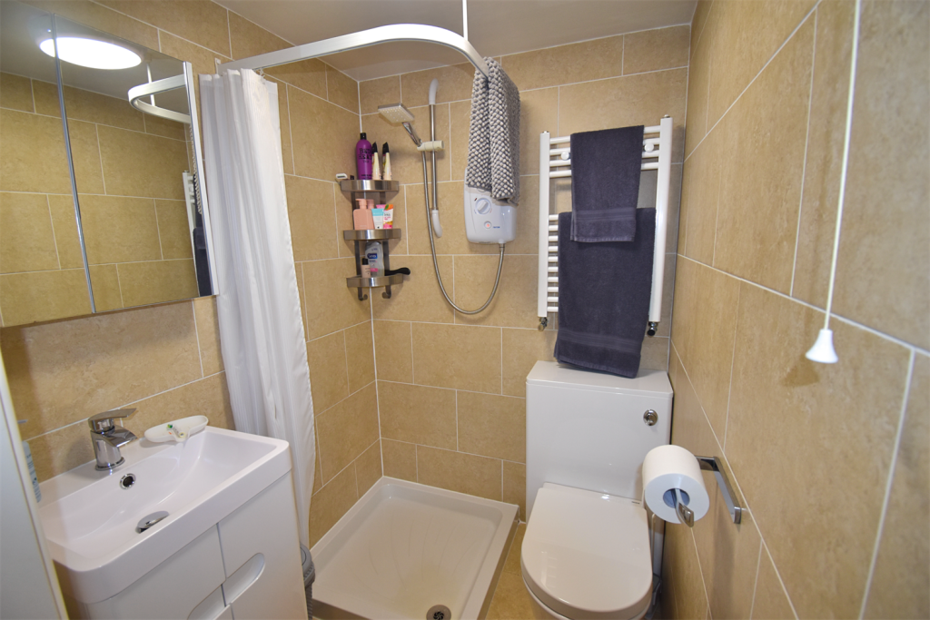En suite shower room