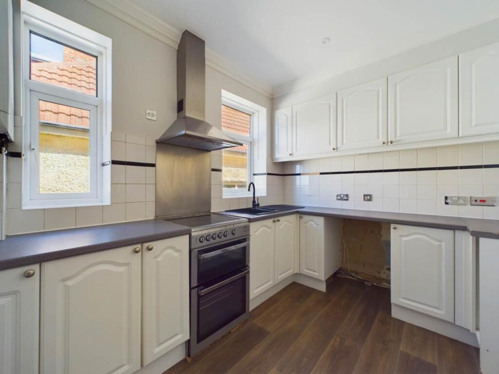 33b belle vue kitche
