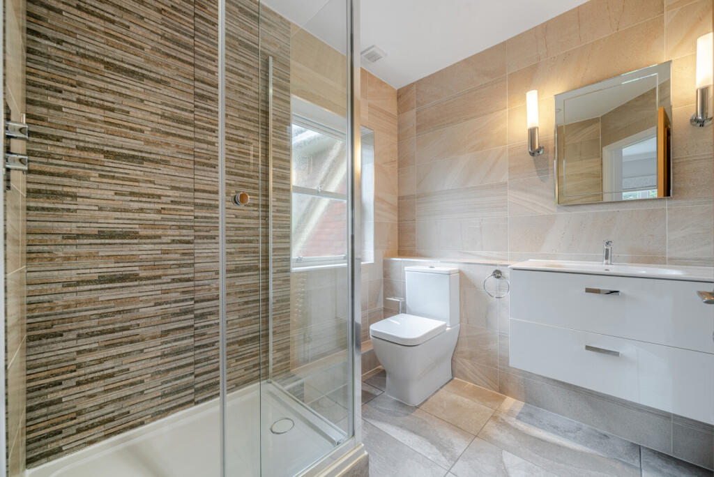 1317208-62-685d25...