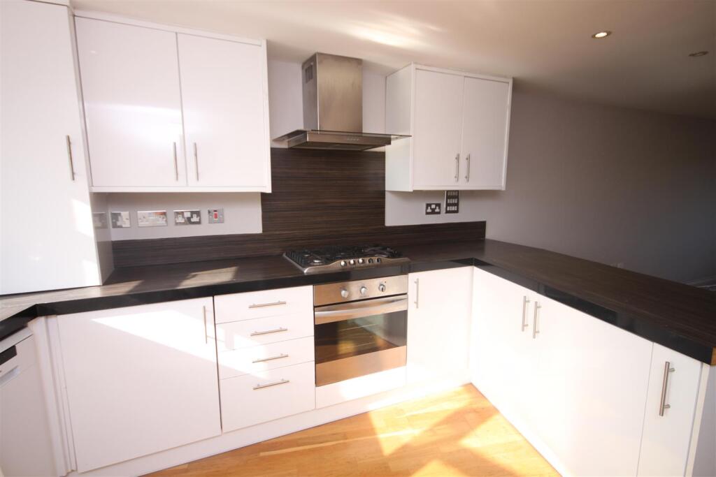 kitchen close up.JPG