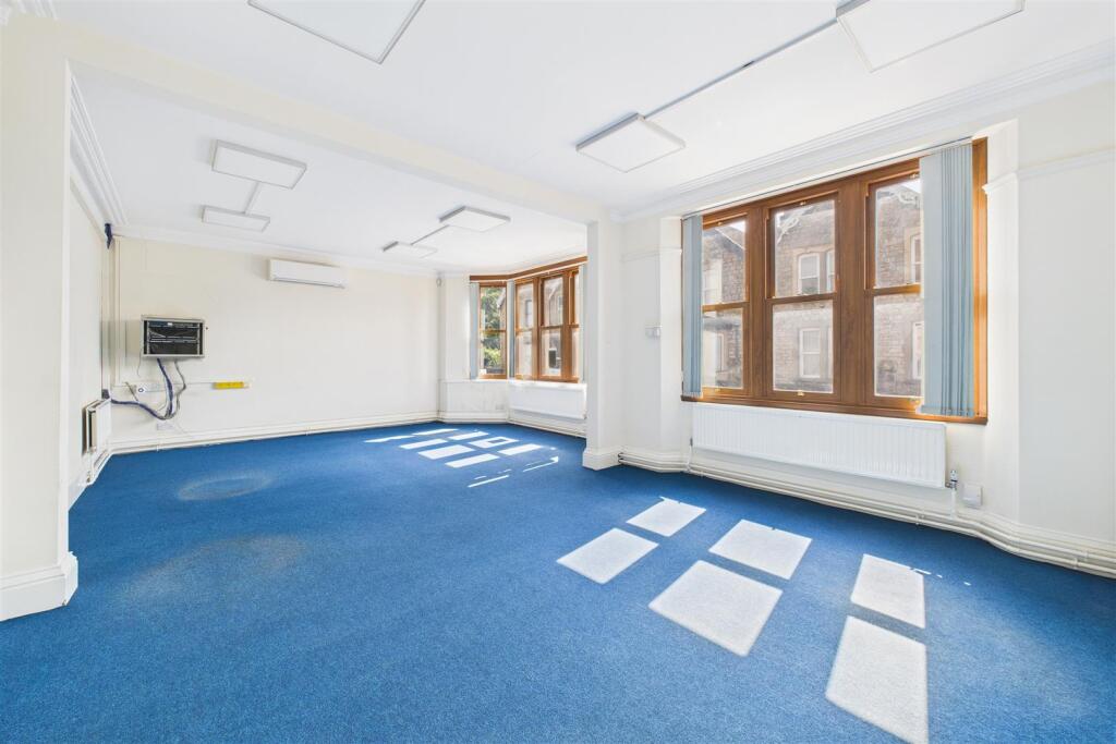 Wellsway House, 9, Wellsway Keynsham, B A N E S, B