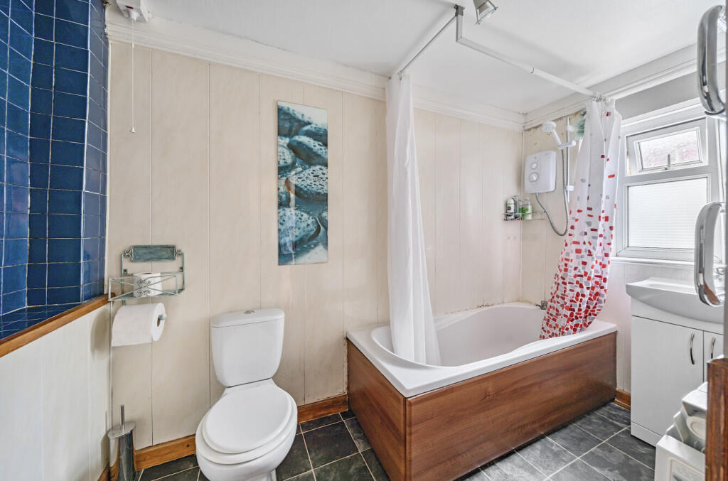 1326394-15-6878dc...