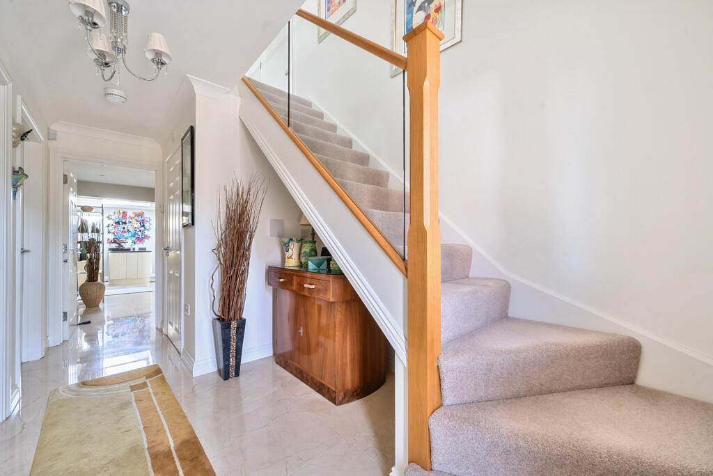 25-681b2611a566e-...