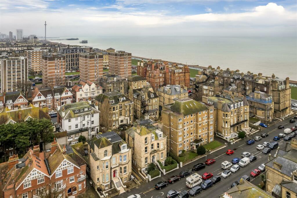 Flat 5, 9 Fourth Avenue -19.jpg