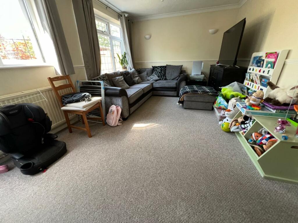 SITTING ROOM