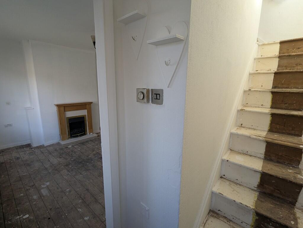 PXL_20251011_1059...