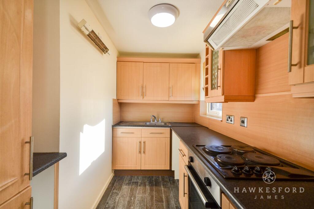 Invicta Court, Sittingbourne - Kitchen