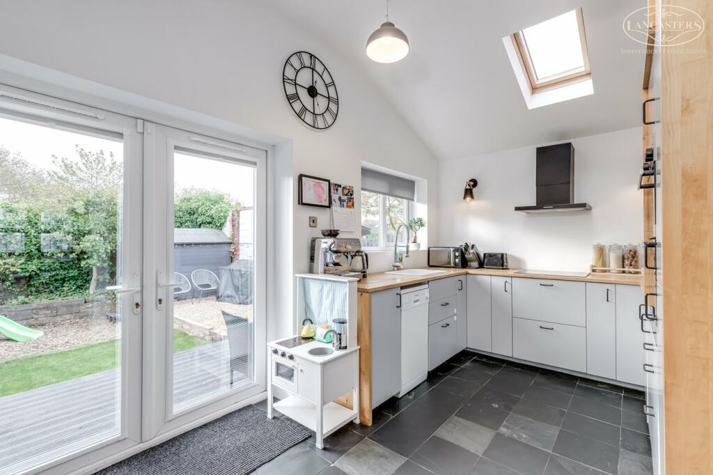 Kitchen/Breakfast Room