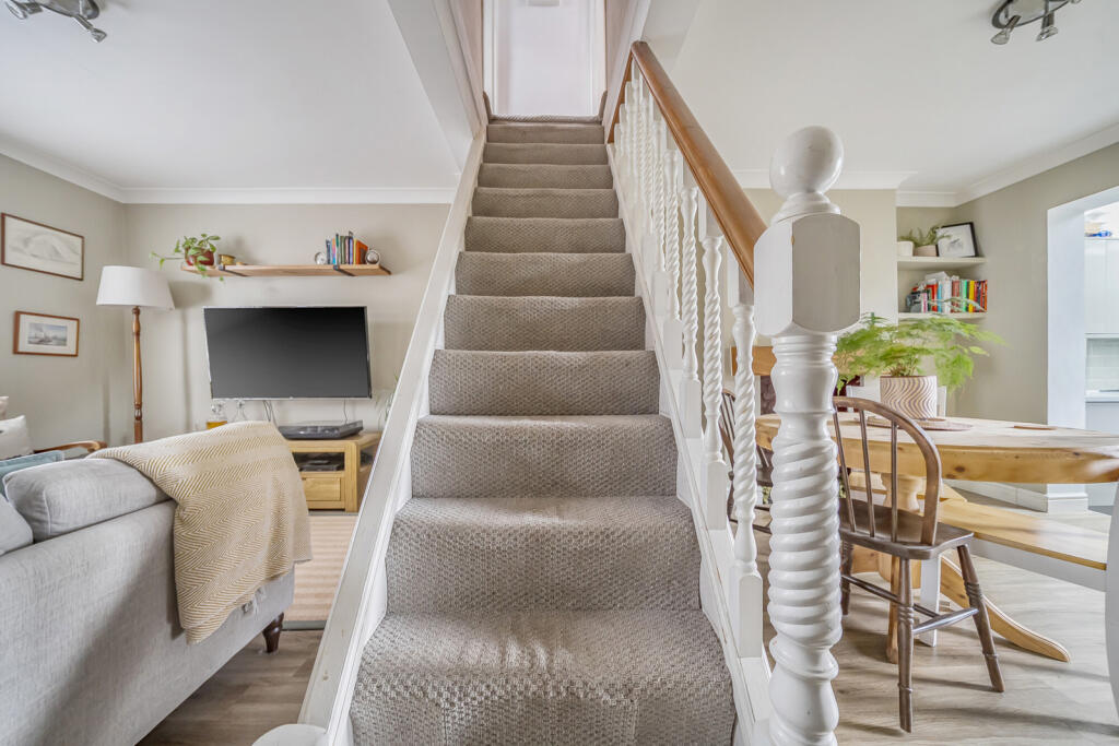 1396218-13-695d2a...