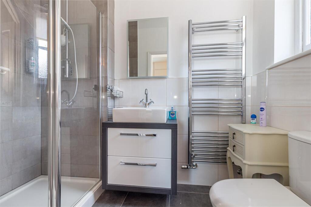 Ensuite-1.jpg