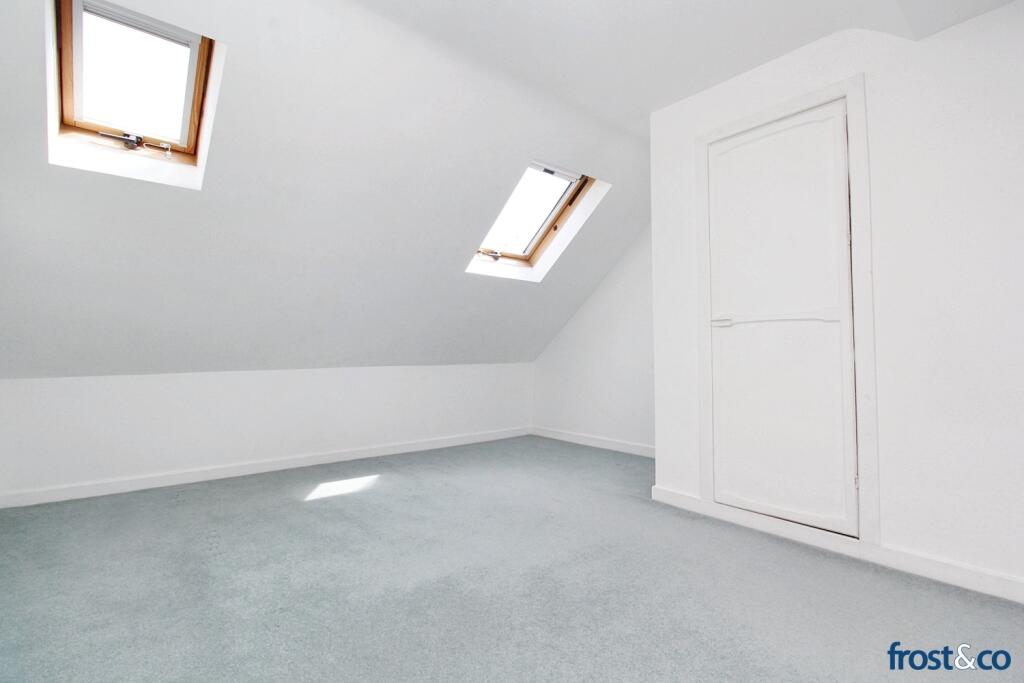 Bedroom 2 (1)