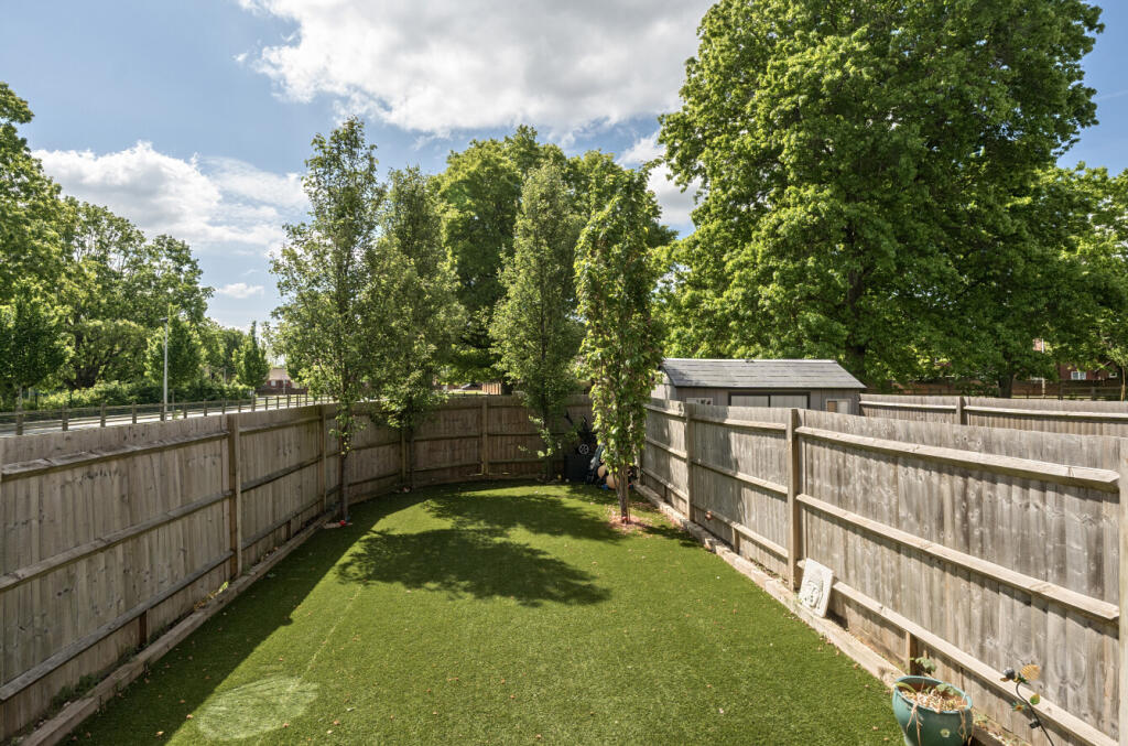 51-681b9e4f37b29-...