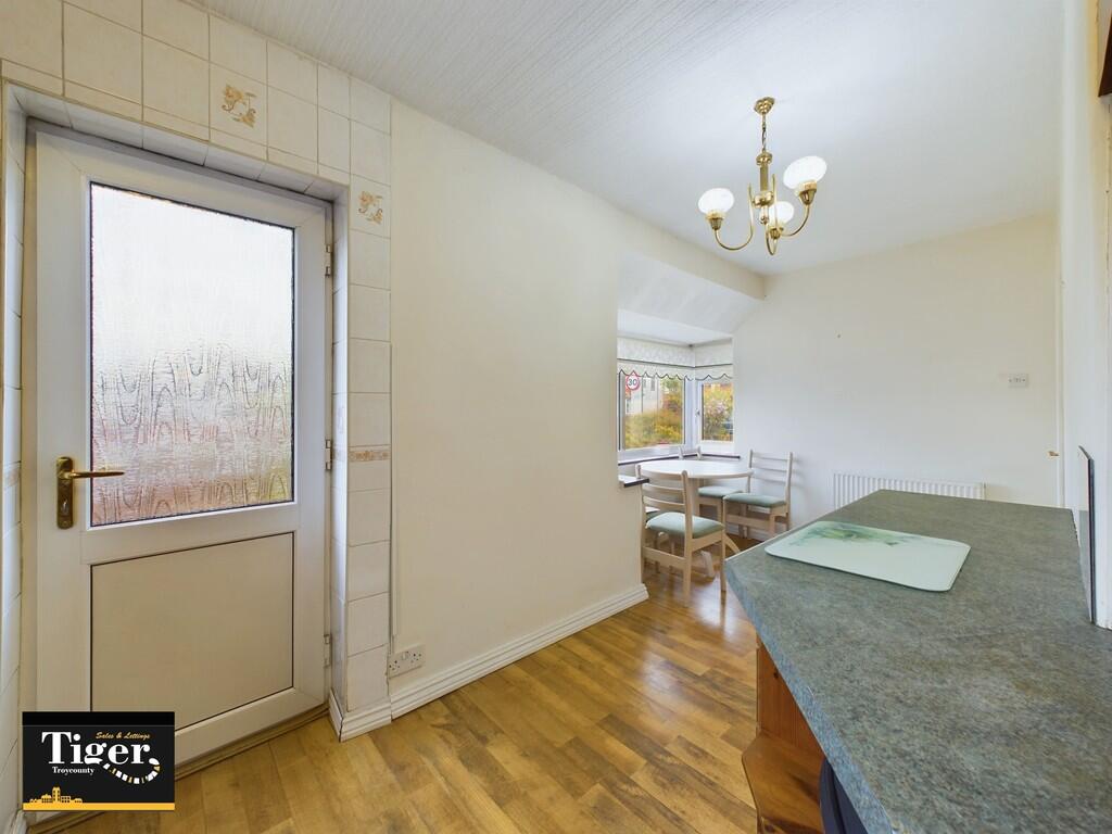 CAM03440G0-PR0033...