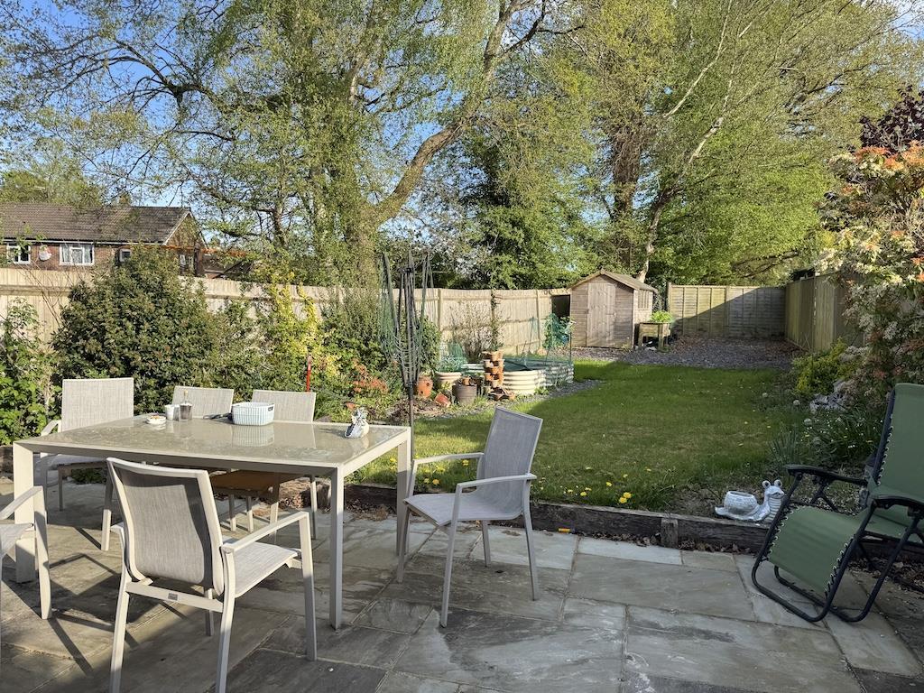 22 - Rear Garden.jpg