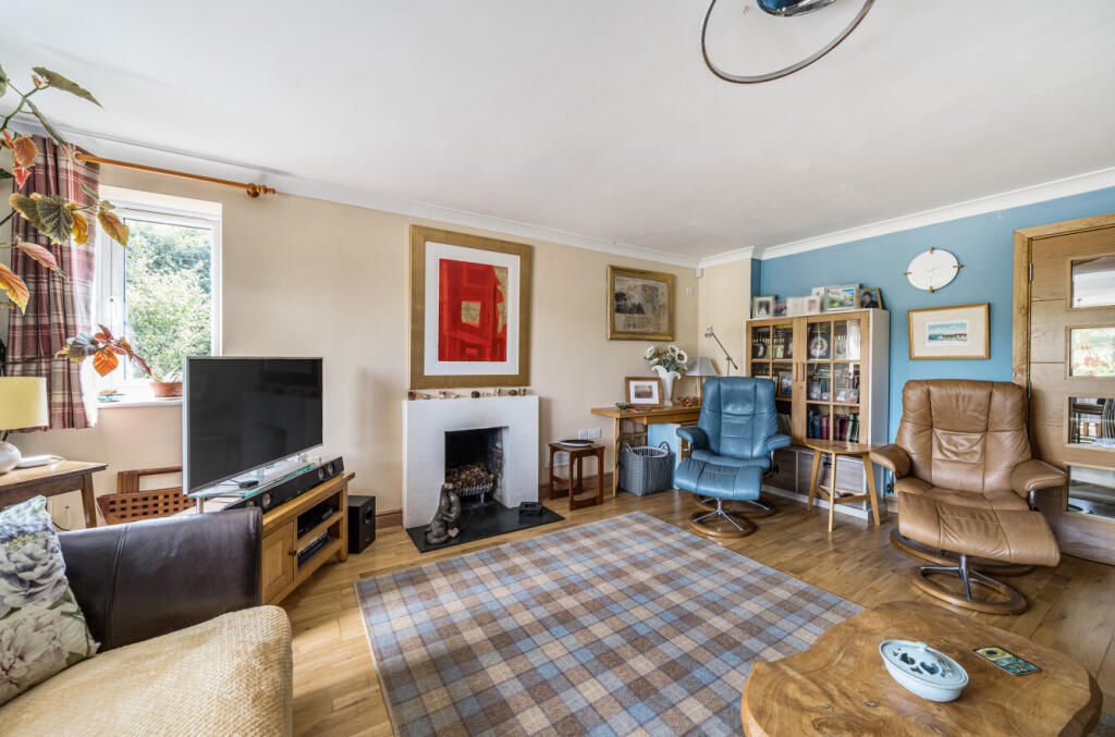 1327016-1-688b7a1...