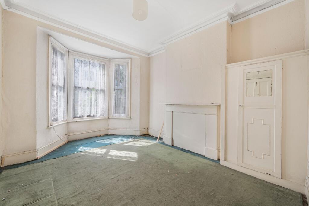 13 Fishers Lane, Chiswick, London, W4 1RX